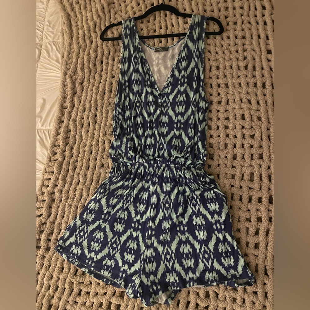Market & Spruce Blue and White Patterned Romper
